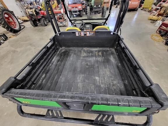 Image of John Deere Gator XUV 825i equipment image 4