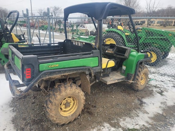 Main image John Deere Gator