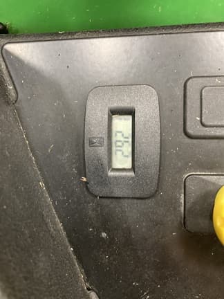 Image of John Deere Z225 equipment image 4