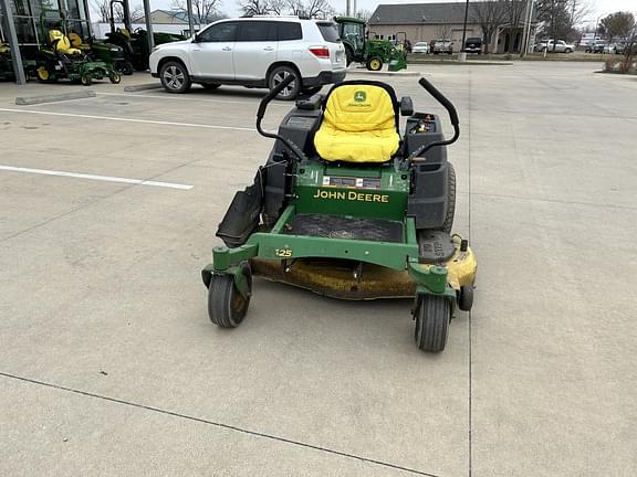 Image of John Deere Z425 equipment image 2