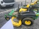 2011 John Deere Z425 Image