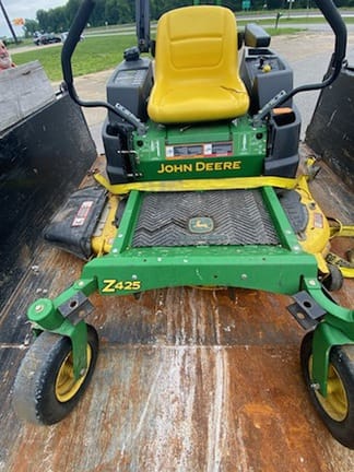 Main image John Deere Z425