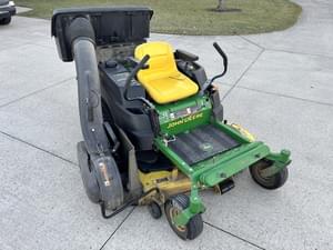 2011 John Deere Z425 Image
