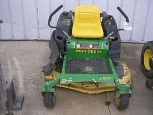 2011 John Deere Z425 Image