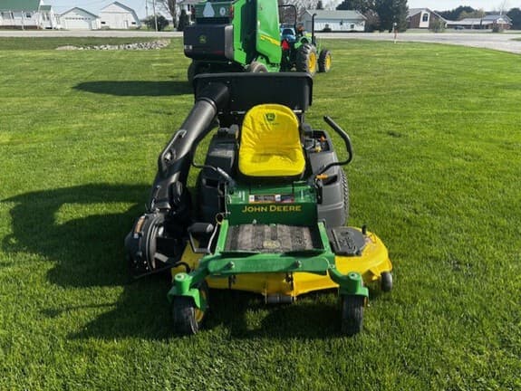 Image of John Deere Z425 equipment image 1