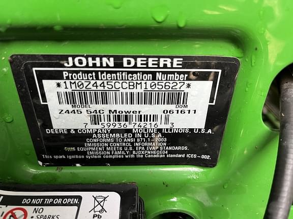 Image of John Deere Z445 equipment image 4