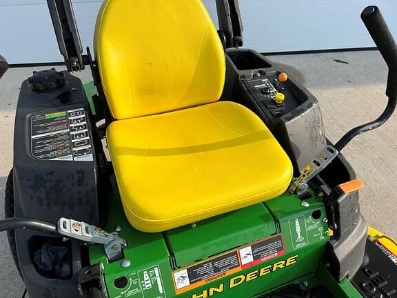 Image of John Deere Z445 equipment image 4