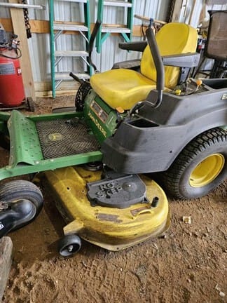 Main image John Deere Z445