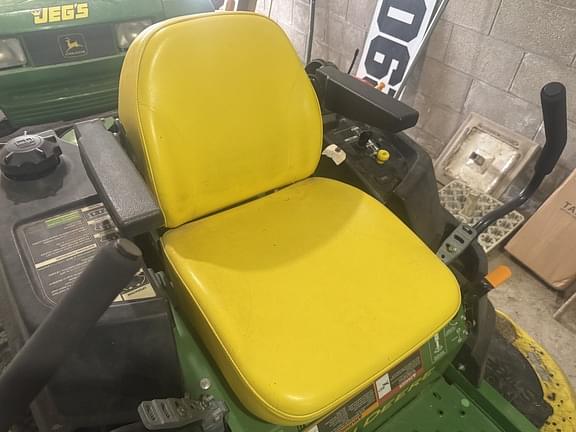 Image of John Deere Z445 equipment image 4