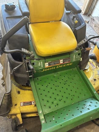 Image of John Deere Z445 Primary image