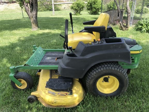 Image of John Deere Z445 equipment image 2