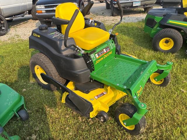 Image of John Deere Z445 equipment image 2