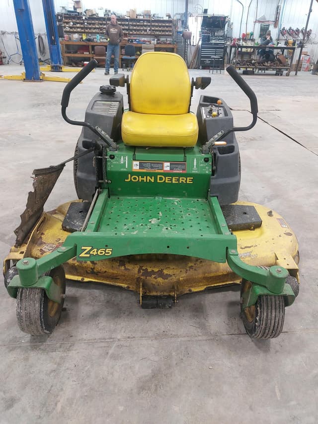 Image of John Deere Z465 equipment image 2