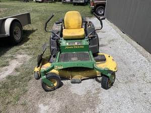 2011 John Deere Z465 Image