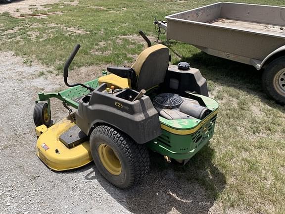 Image of John Deere Z465 equipment image 4