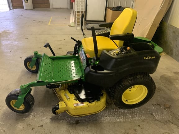 Main image John Deere Z645