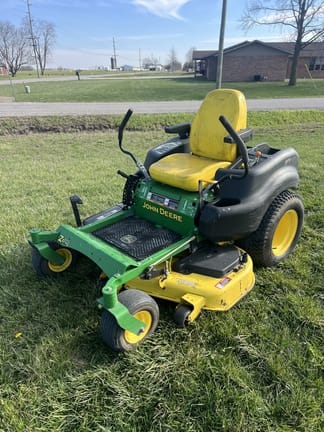 2011 John Deere Z645 Equipment Image0