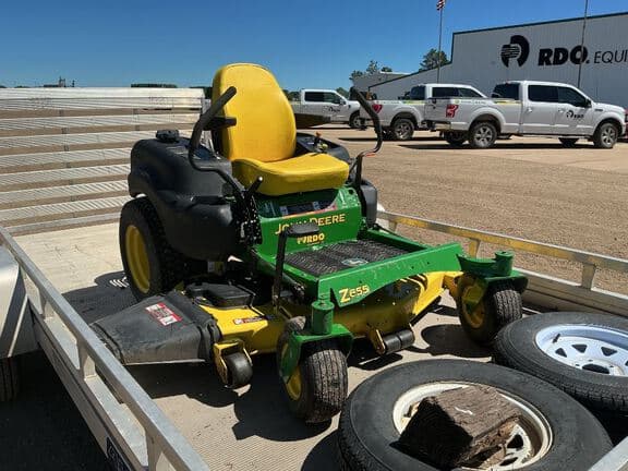 Image of John Deere Z655 equipment image 3