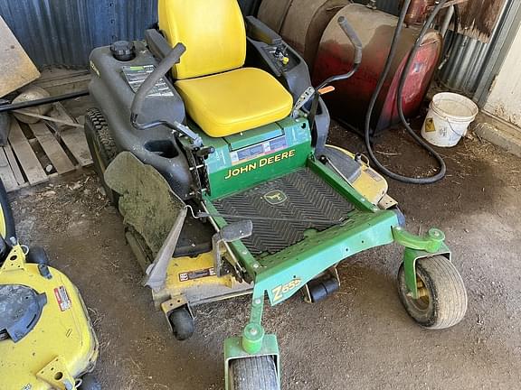 Image of John Deere Z655 equipment image 1