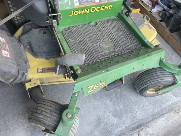 Image of John Deere Z655 equipment image 1