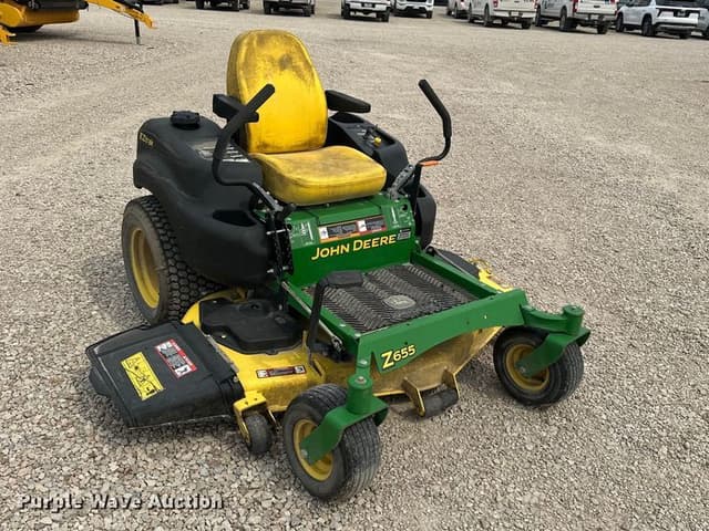 Image of John Deere Z655 equipment image 2