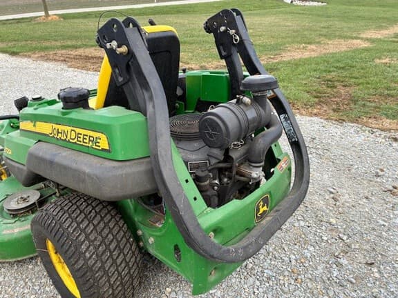 Image of John Deere Z720A equipment image 3