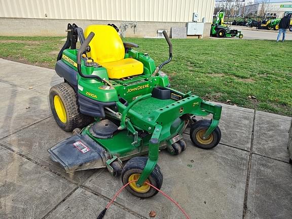 Image of John Deere Z910A equipment image 1