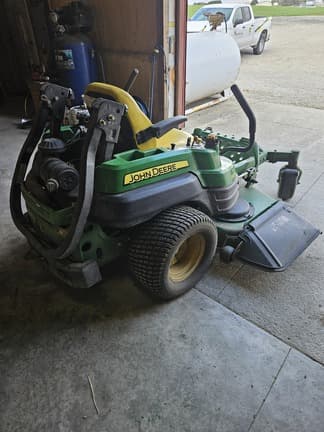 Image of John Deere Z920A Image 1