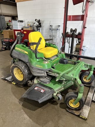 2011 John Deere Z920A Equipment Image0