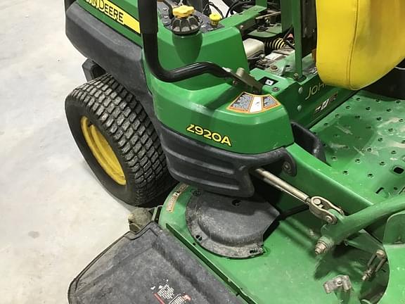 Image of John Deere Z920A equipment image 2