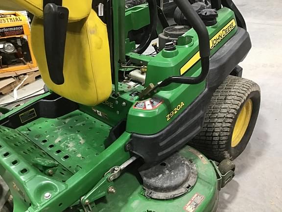 Image of John Deere Z920A equipment image 1