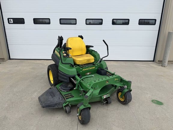 2011 John Deere Z925A Equipment Image0