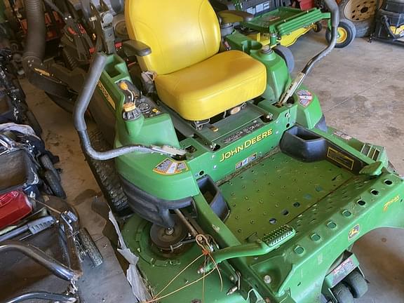 Image of John Deere Z925A equipment image 2