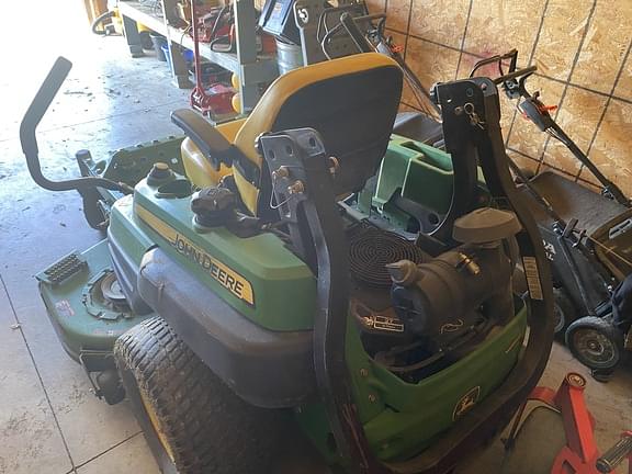 Image of John Deere Z925A equipment image 4