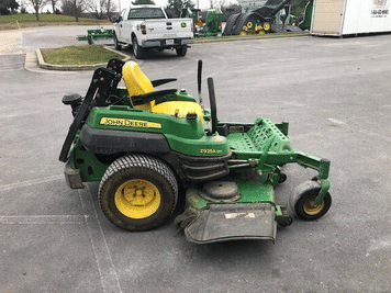 Main image John Deere Z925A