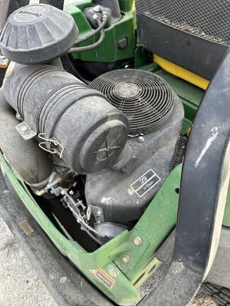 Image of John Deere Z930A equipment image 2