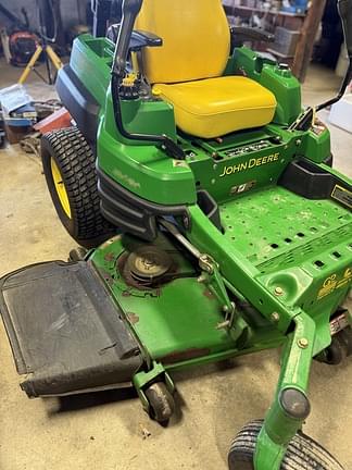 Image of John Deere Z930A equipment image 3