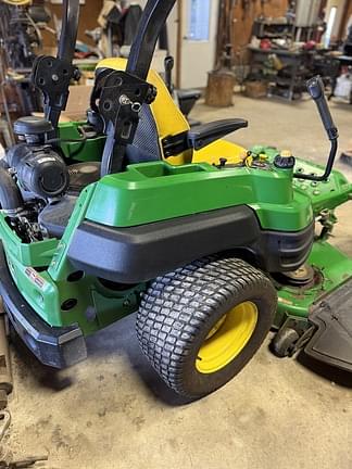 Image of John Deere Z930A equipment image 4