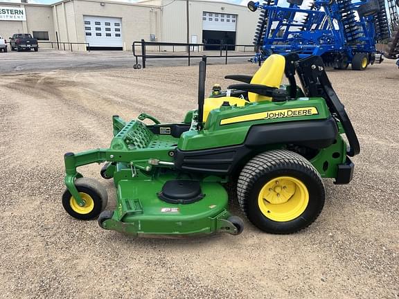 Image of John Deere Z930A equipment image 1