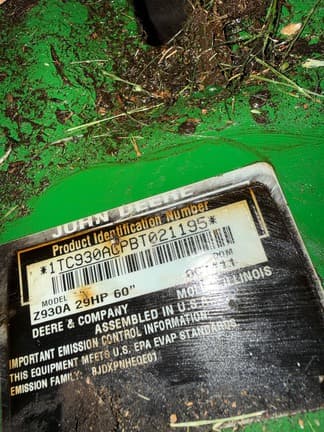 Image of John Deere Z930A equipment image 4