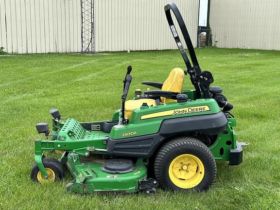 Image of John Deere Z930A equipment image 3