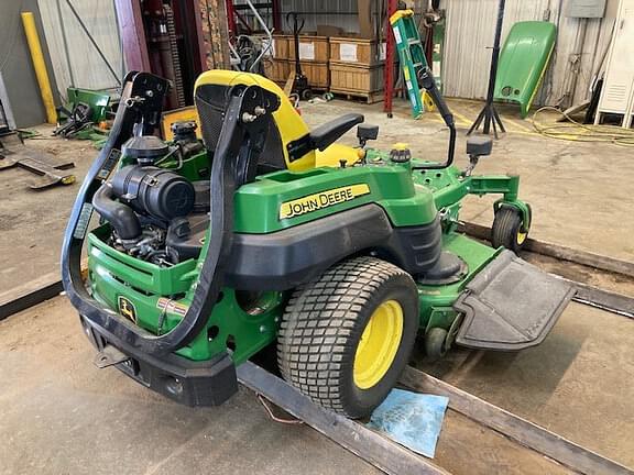 Image of John Deere Z930A equipment image 1