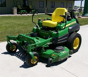 2011 John Deere Z930A Image