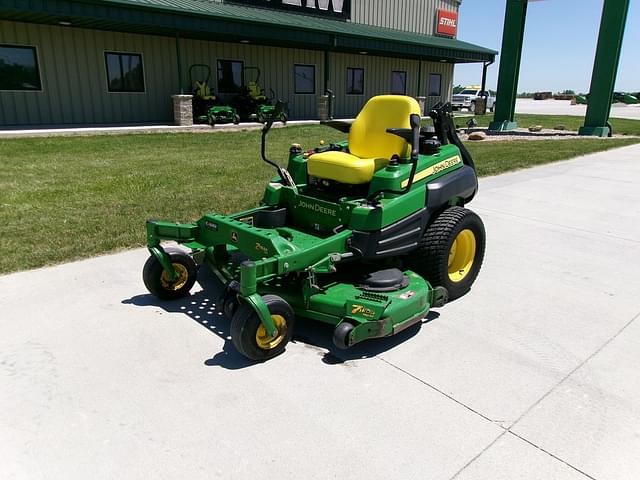 Image of John Deere Z930A equipment image 1