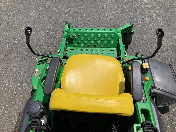 Image of John Deere Z930A equipment image 4