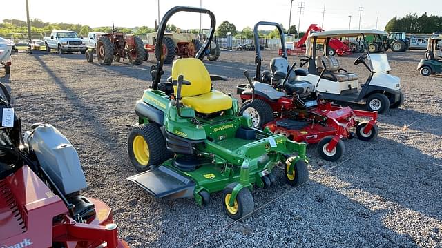Image of John Deere Z930A equipment image 2
