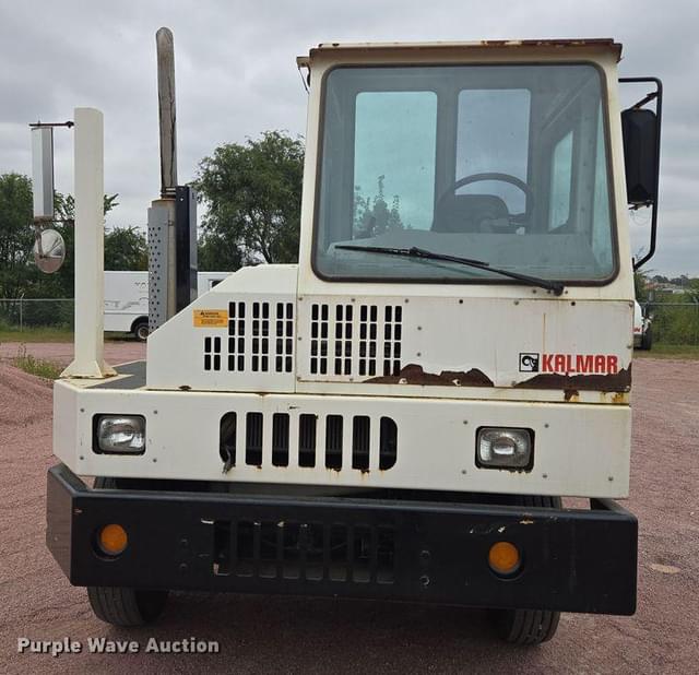Image of Kalmar 4X2 equipment image 1