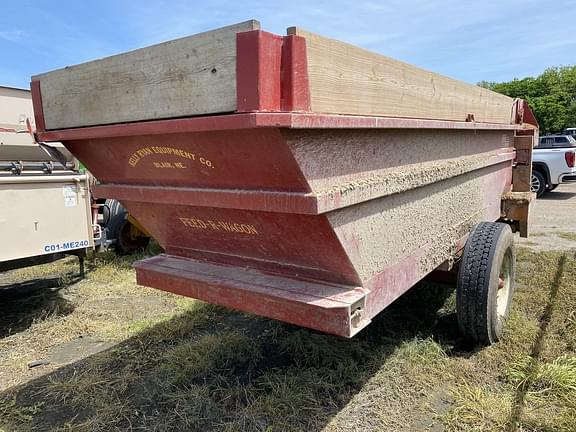 Image of Kelly Ryan Feed-R-Wagon equipment image 4