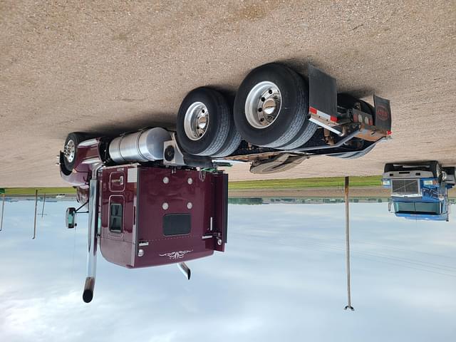 Image of Kenworth T600 equipment image 2