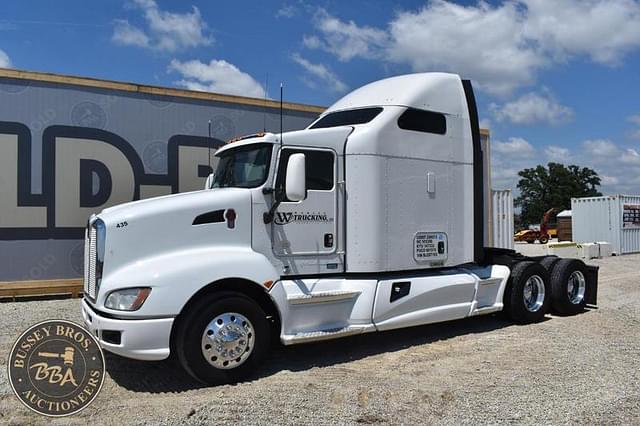 Image of Kenworth T660 equipment image 4